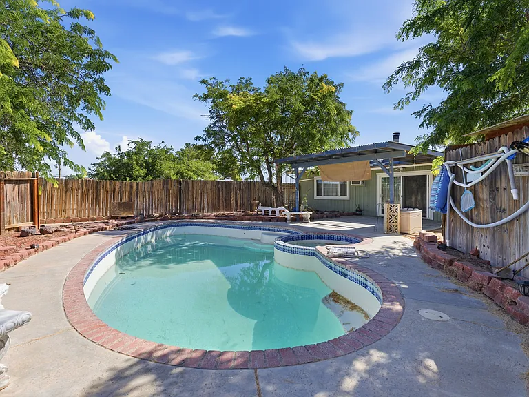 21225 Neuralia Rd — Photo 5