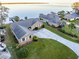 473 Santee Dr, Santee, SC 29142