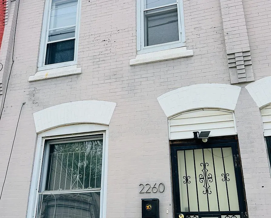 2260 N 15th St