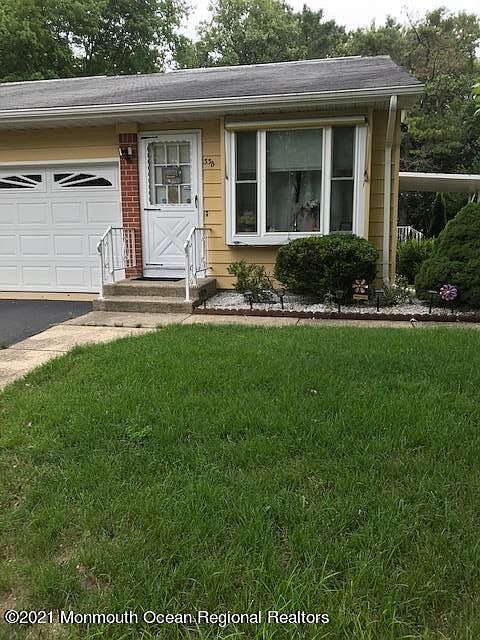 1st image of 33 Yorktowne Boulevard #B