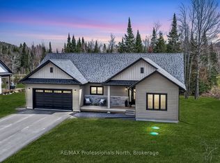8 Bancroft Ridge Dr, Bancroft, ON K0L 1C0