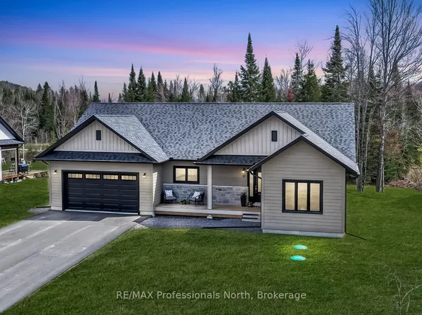 8 Bancroft Ridge Dr, Bancroft, ON K0L 1C0
