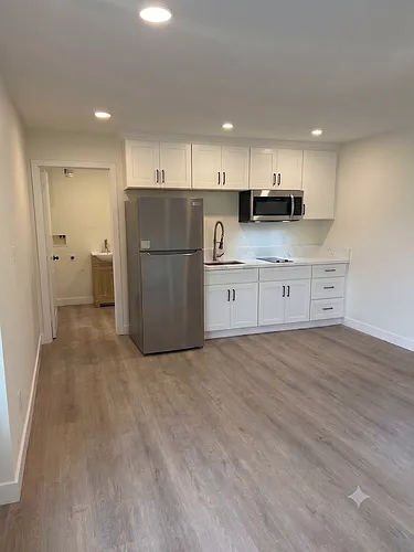 203 N Royal Pl #1 Photo 1