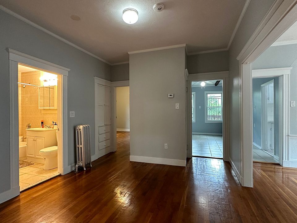 1st image of 9 Kenilworth St #9