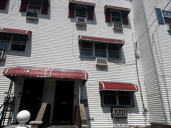 889 E 169th St FLOOR 2