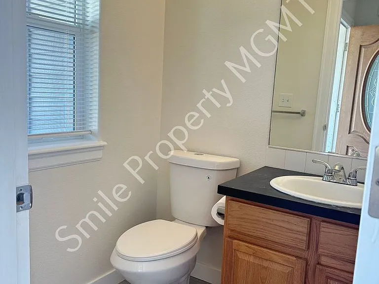 8504 SE Raymond Ct #A — Photo 18