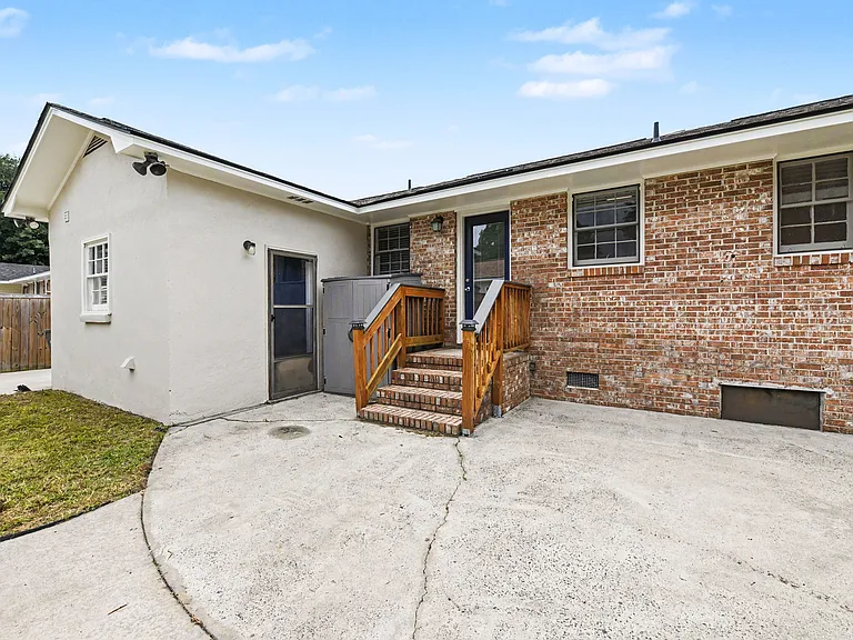 18 Ophir Dr — Photo 38
