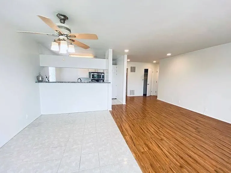 1957 Frank St / 2519 Virginia Ave — Photo 53