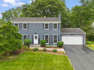 116 W Bailey Rd, Naperville, IL 60565