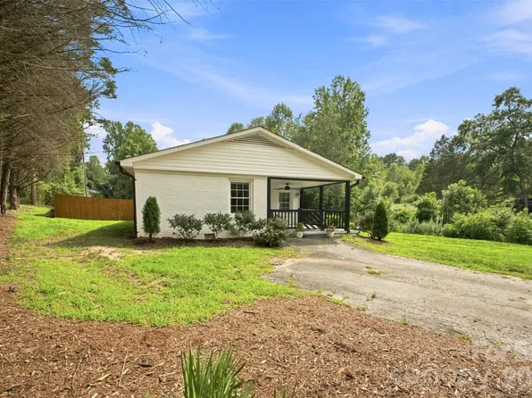 4879 Joe Powell Rd, Morganton, NC 28655