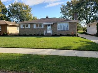 11035 Gross Dr, Parma, OH