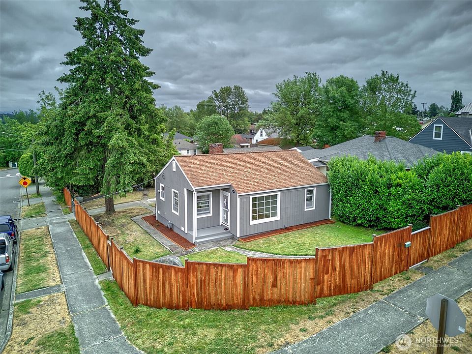 1st image of 13504 35th Avenue S