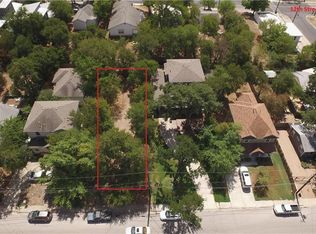 2909 E 13th St, Austin, TX 78702