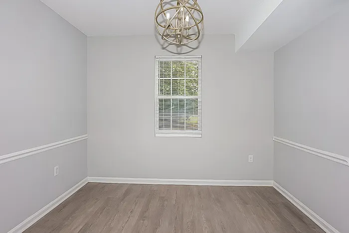 4081 Melrose Dr — Photo 6