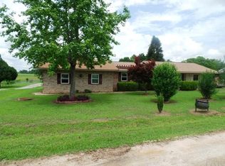 15 Zorn Ln, Atmore, AL 36502