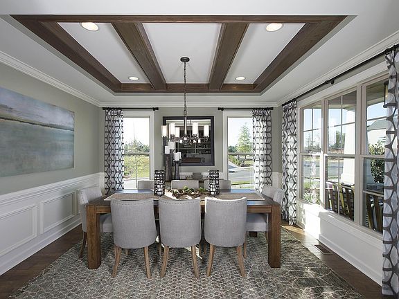 Dining Room - Tray Ceiling option