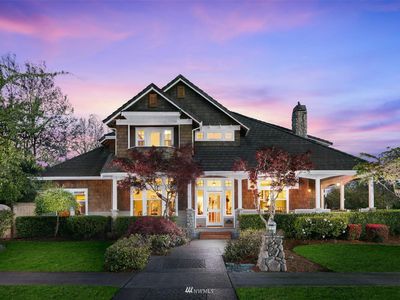 1121 N Sunset Court, Tacoma, WA, 98406