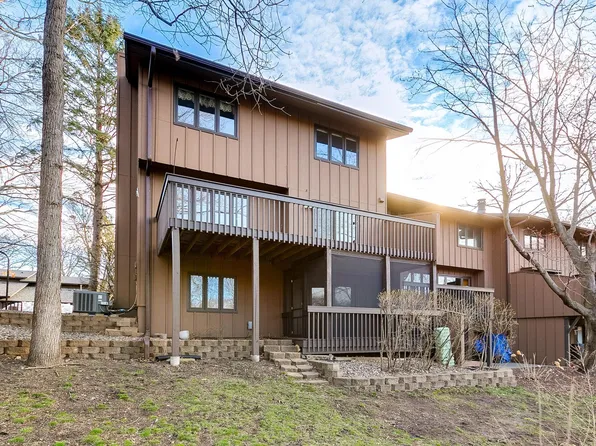 2683 Sumac Rdg, White Bear Lake, MN 55110