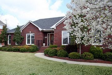 1st image of 317 Loch Lomond Dr