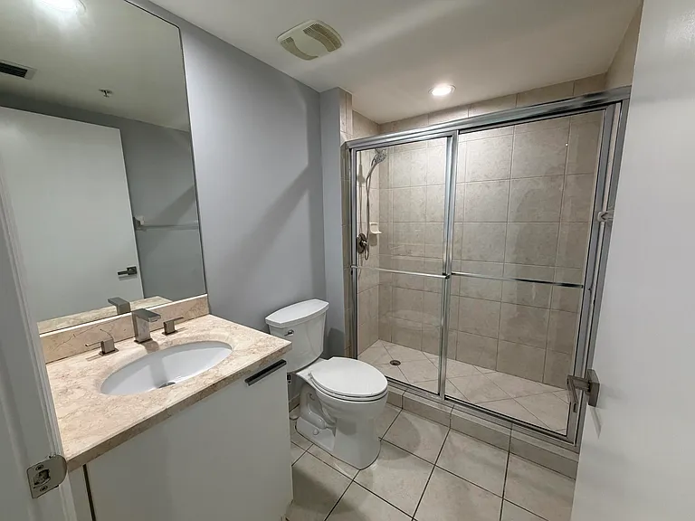 15051 Royal Oaks Ln — Photo 19