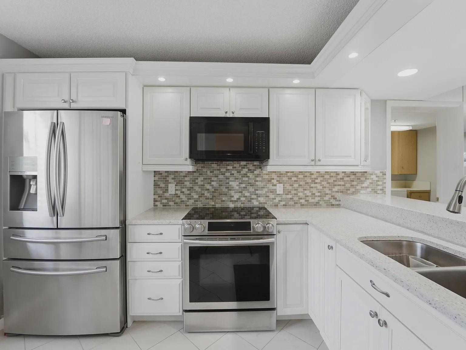 2601 Marina Isle Way — Photo 3