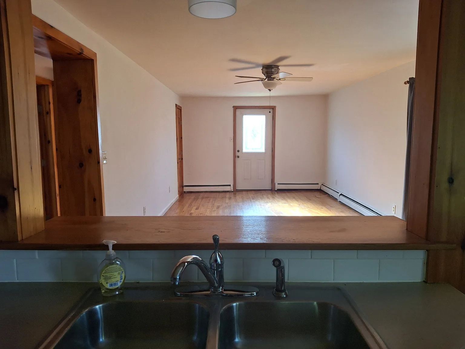 2 bed, 935 sqft, $1,500 — Photo 4
