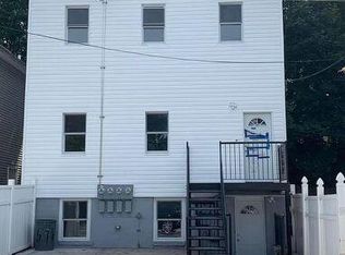 88 Taft Avenue, Staten Island, NY 10301