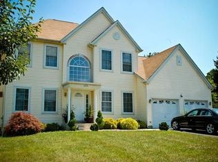 1255 Penns Gate Cir, Feasterville Trevose, PA 19053