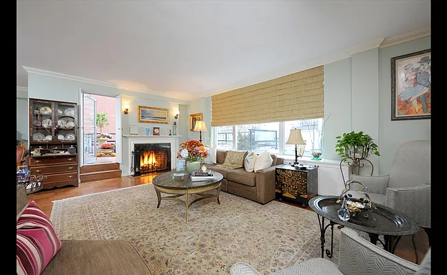 Sold by Douglas Elliman | media 4