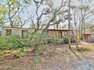 7208 Banner St SW, Ocean Isle Beach, NC 28469