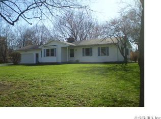 73 Holley Ridge Cir, Rochester, NY 14625