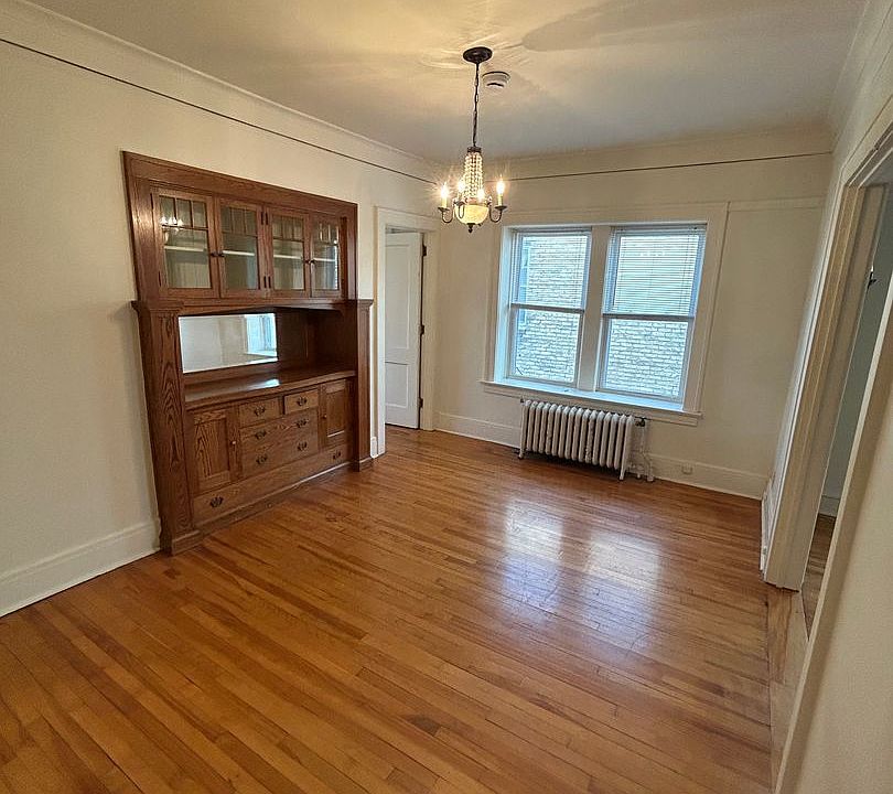 1st image of 2222 Girard Ave S APT 11