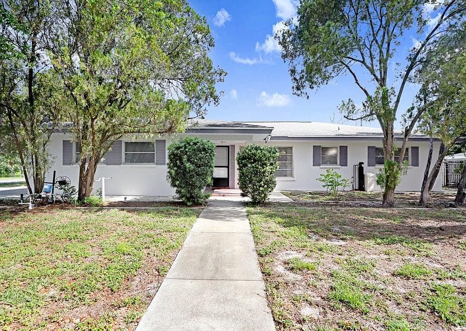 1st image of 1600 PINEWOOD DRIVE
