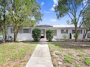 1600 Pinewood Dr, Clearwater, FL 33756