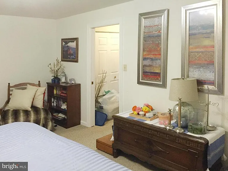 2657 Meadow Hall Dr — Photo 28