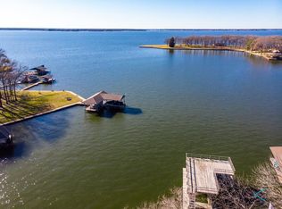 120 Deer Island Rd, Mabank, TX 75156