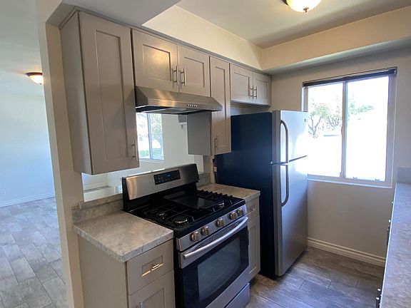 3rd image of 204 N Olive Ave APT C