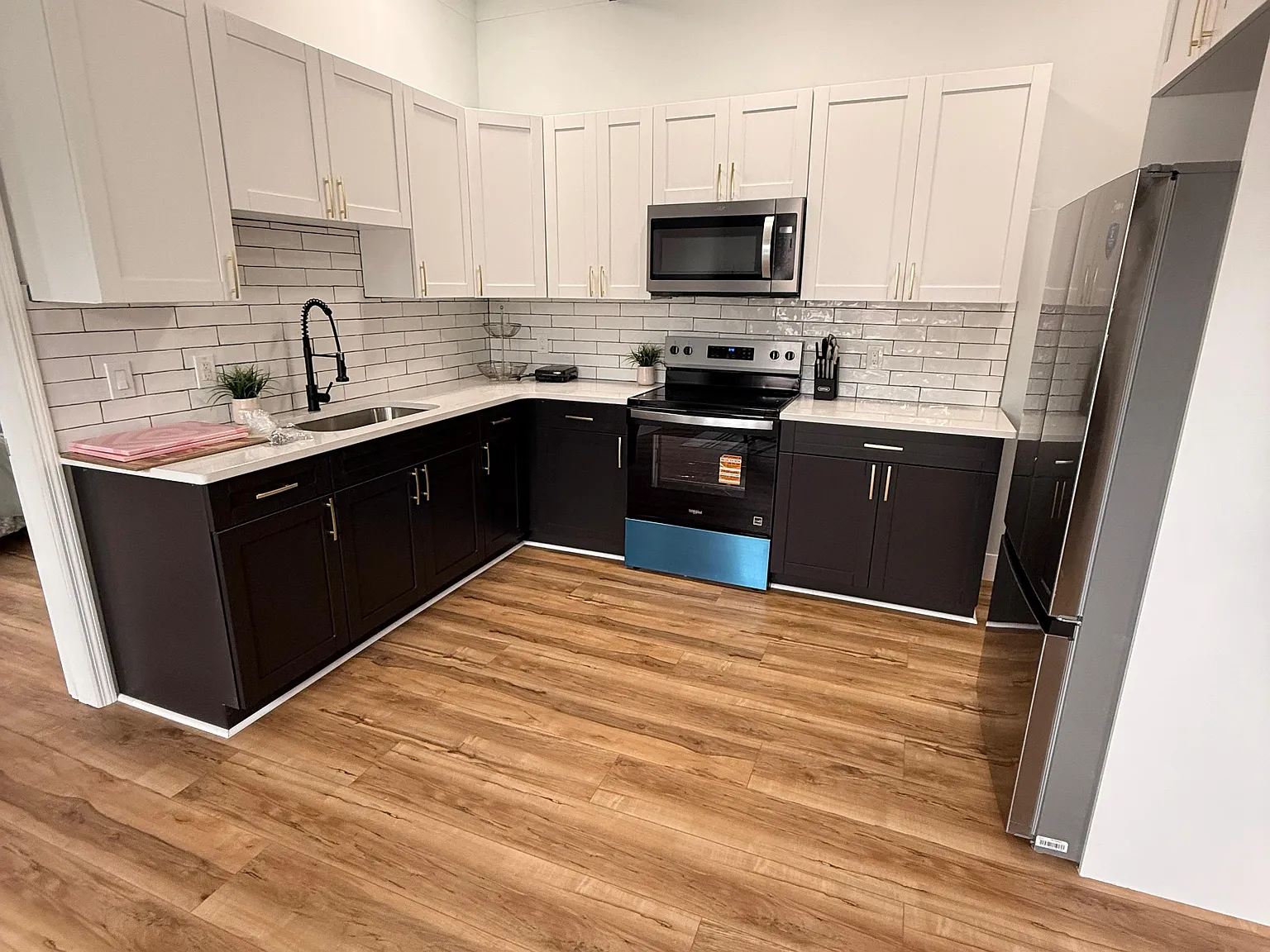 1 bed, 500 sqft, $1,750 — Photo 3