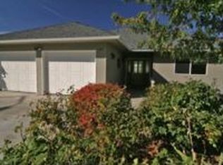 1540 Ridgecrest Dr, Klamath Falls, OR 97601