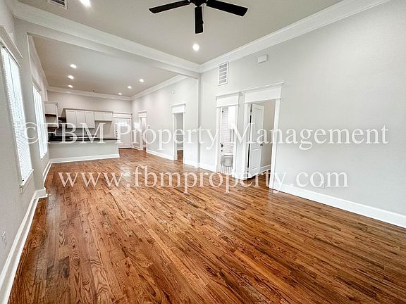 5th image of 513 Water St