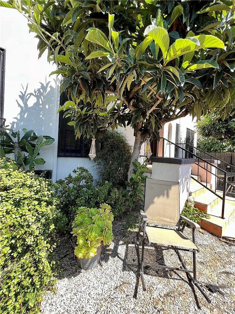 2 bed, 1500 sqft, $3,400 — Photo 3