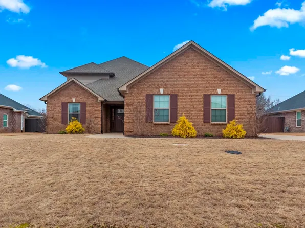 17036 Stonegate Dr, Athens, AL 35613