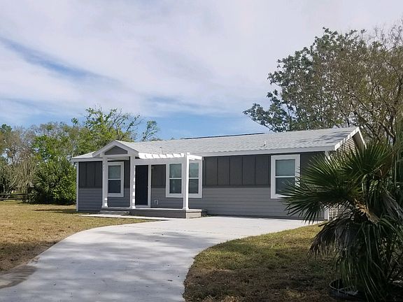 2nd image of 1211 La Gorce Dr