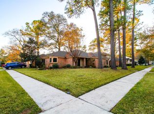 11603 Spring Villa Dr, Houston, TX 77070