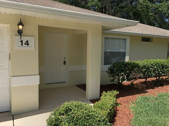 3rd image of 14 Royal Palm Ln