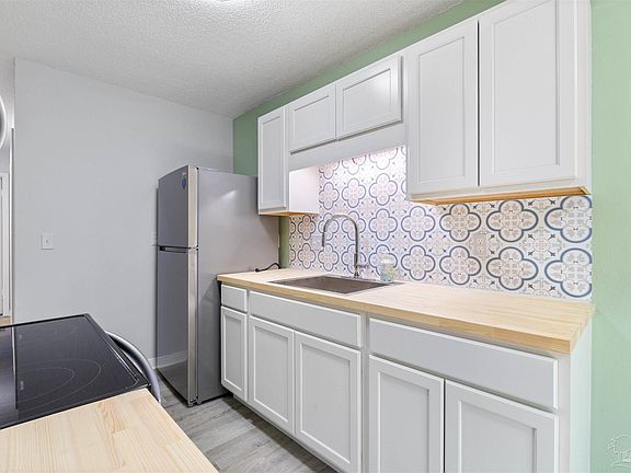 4th image of 9345 Chisholm Rd APT K3