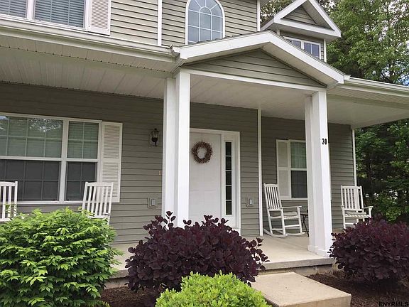 2nd image of 30 Woodshire Ct