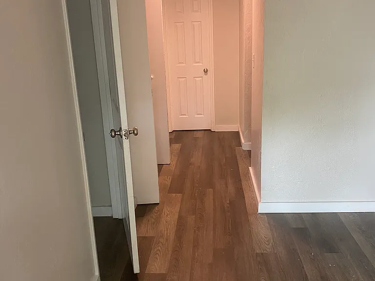 5811 NW 23rd Ter #C — Photo 7