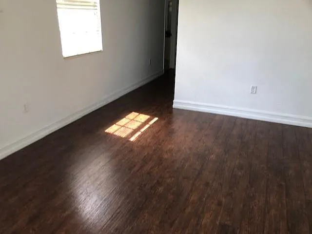 6903 Julia Gardens Dr — Photo 9