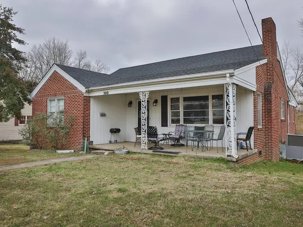 300 S Poplar St, Dresden, TN 38225